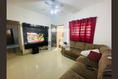 Sala de casa à venda com 5 quartos, 158m² em Vila Alianca, Guarulhos