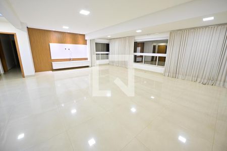 Sala de apartamento para alugar com 4 quartos, 215m² em Setor Bueno, Goiânia