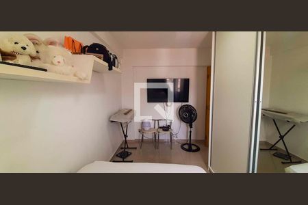 Apartamento à venda com 2 quartos, 65m² em Km 18, Osasco