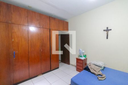 Casa à venda com 3 quartos, 300m² em Planalto, Belo Horizonte