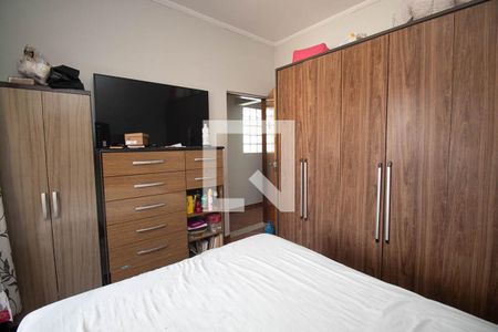 Quarto 1 de casa à venda com 5 quartos, 240m² em Parque Vitoria, São Paulo