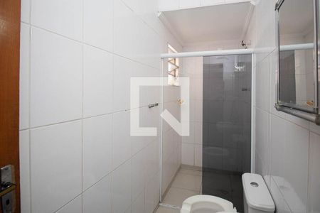 Banheiro casa 1 de casa à venda com 5 quartos, 240m² em Parque Vitoria, São Paulo