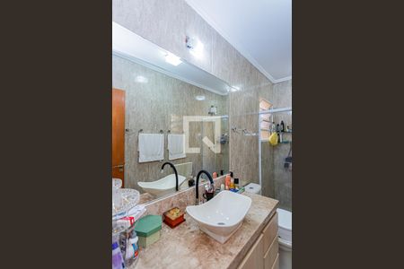 Banheiro suite de casa à venda com 5 quartos, 270m² em Vila Bonilha, São Paulo