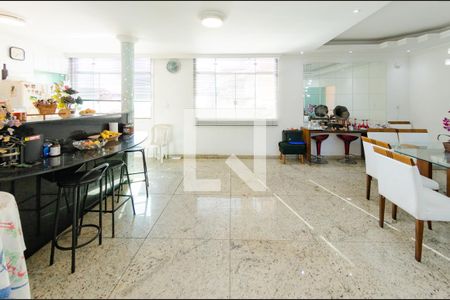 Sala de casa à venda com 4 quartos, 360m² em Padre Eustáquio, Belo Horizonte