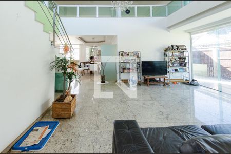 Sala de casa à venda com 4 quartos, 360m² em Padre Eustáquio, Belo Horizonte