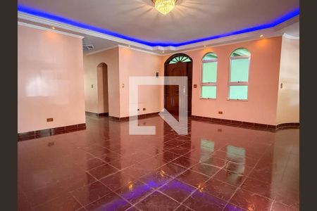 Sala de casa à venda com 4 quartos, 272m² em Cidade Líder, São Paulo