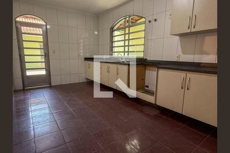 Cozinha de casa à venda com 4 quartos, 272m² em Cidade Líder, São Paulo
