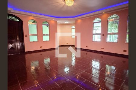 Sala de casa à venda com 4 quartos, 272m² em Cidade Líder, São Paulo