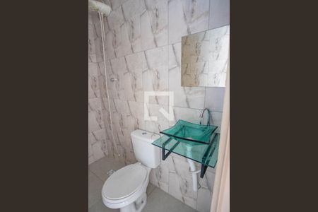 Banheiro de casa para alugar com 1 quarto, 42m² em Casa Grande, Diadema