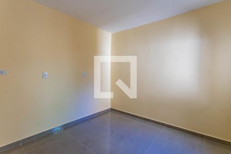 Quarto 2 de casa para alugar com 2 quartos, 43m² em Casa Grande, Diadema