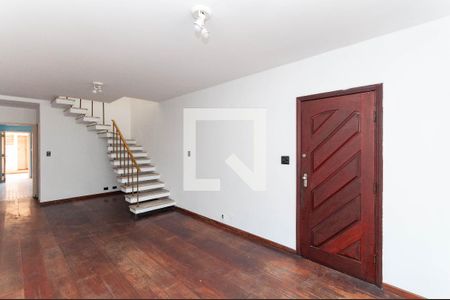 Casa à venda com 3 quartos, 140m² em Água Branca, São Paulo