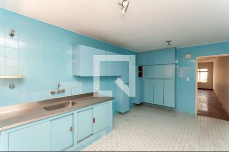 Casa à venda com 3 quartos, 140m² em Água Branca, São Paulo