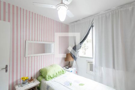 Quarto 2 de apartamento para alugar com 2 quartos, 48m² em Senador Vasconcelos, Rio de Janeiro