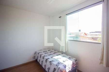 Quarto 1 de casa para alugar com 3 quartos, 140m² em Pedra Azul, Contagem