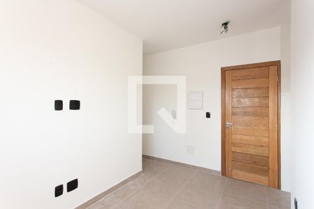 Sala de apartamento para alugar com 2 quartos, 45m² em Vila Antonina, São Paulo