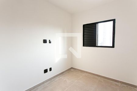 Quarto 2 de apartamento para alugar com 2 quartos, 45m² em Vila Antonina, São Paulo