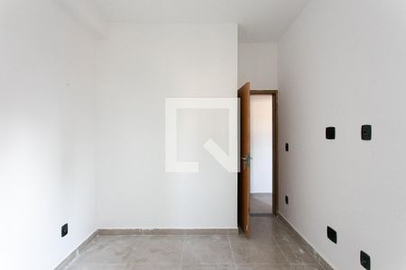 Quarto 2 de apartamento para alugar com 2 quartos, 45m² em Vila Antonina, São Paulo