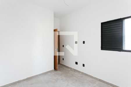 Quarto 2 de apartamento para alugar com 2 quartos, 45m² em Vila Antonina, São Paulo