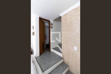 Escada de casa de condomínio à venda com 3 quartos, 102m² em Vila Brasilio Machado, São Paulo