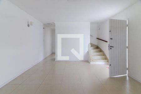 Sala de casa para alugar com 3 quartos, 140m² em Jardim Bonfiglioli, São Paulo