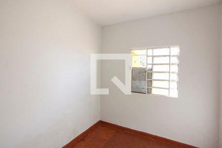 Quarto 2 de casa para alugar com 2 quartos, 80m² em Centro, Uberlândia