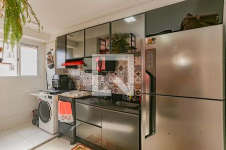 Cozinha de apartamento para alugar com 2 quartos, 40m² em Parque Bristol, São Paulo