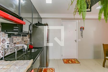 Cozinha de apartamento para alugar com 2 quartos, 40m² em Parque Bristol, São Paulo