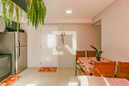 Sala de apartamento para alugar com 2 quartos, 40m² em Parque Bristol, São Paulo