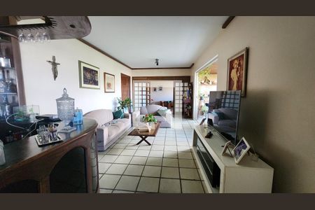 Sala 2 de apartamento para alugar com 4 quartos, 310m² em Brotas, Salvador