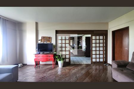 Sala 1 de apartamento para alugar com 4 quartos, 310m² em Brotas, Salvador