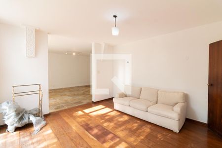 Sala 2 de casa para alugar com 4 quartos, 450m² em Butantã, São Paulo