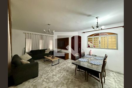 Sala de casa à venda com 2 quartos, 161m² em Jardim Monte Azul, São Paulo