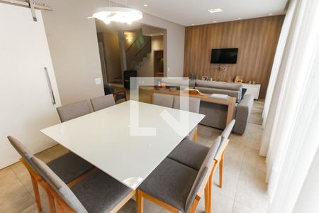 Sala 2 de casa de condomínio à venda com 4 quartos, 126m² em Jardim Monte Kemel, São Paulo