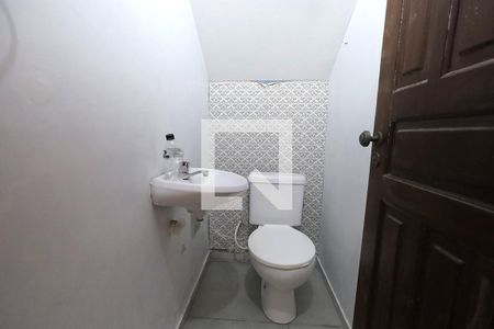 Banheiro 1 de casa para alugar com 3 quartos, 146m² em Vila Humaita, Santo André