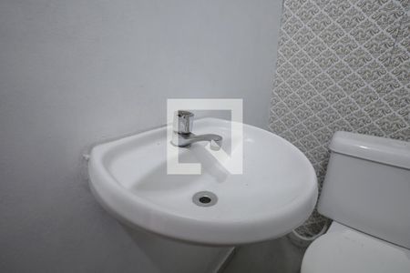 Banheiro 1 de casa para alugar com 3 quartos, 146m² em Vila Humaita, Santo André