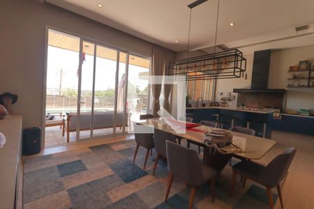 Sala de casa à venda com 4 quartos, 404m² em Vale Azul, Jundiaí