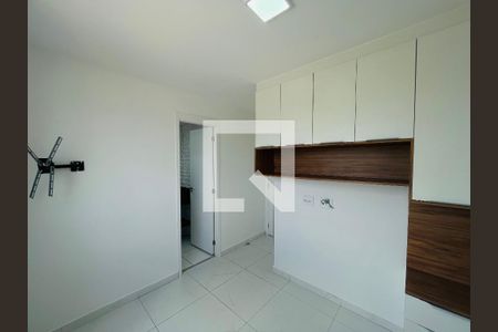 Quarto 2 de apartamento à venda com 2 quartos, 43m² em Vila das Bandeiras, Guarulhos