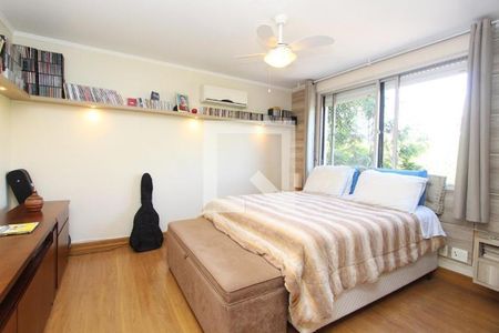 Quarto 1 de apartamento à venda com 4 quartos, 192m² em Mont’Serrat, Porto Alegre