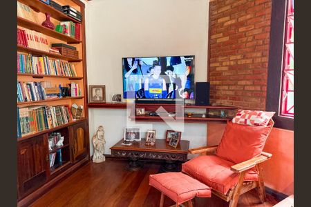 Sala de casa de condomínio à venda com 4 quartos, 300m² em Arvoredo, Nova Lima