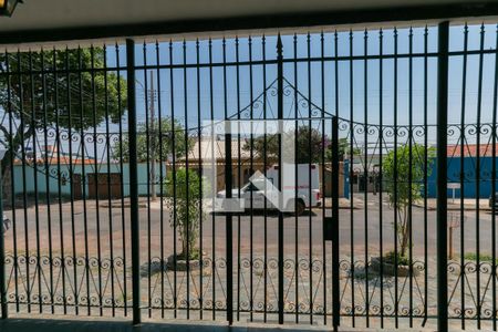 Casa para alugar com 4 quartos, 360m² em Floramar, Belo Horizonte