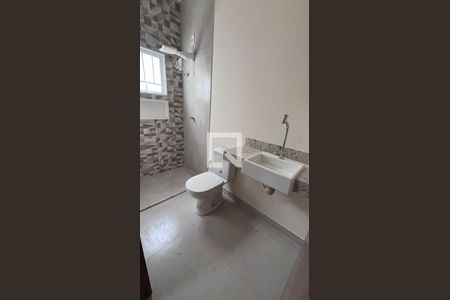 Banheiro de casa à venda com 3 quartos, 137m² em Parque Jambeiro, Campinas