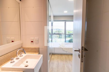Banheiro de kitnet/studio à venda com 1 quarto, 41m² em Praia de Belas, Porto Alegre