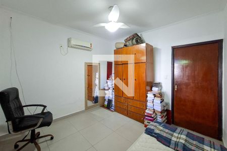 Quarto de casa para alugar com 2 quartos, 70m² em Vila Tupi, Praia Grande
