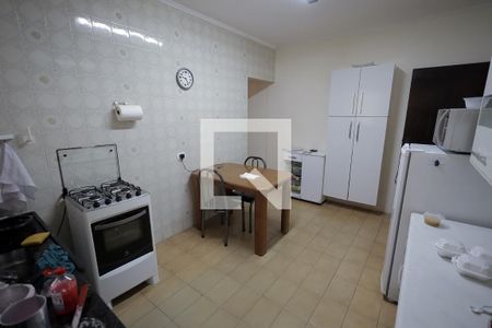 Cozinha de casa para alugar com 4 quartos, 248m² em Vila Curuçá, Santo André