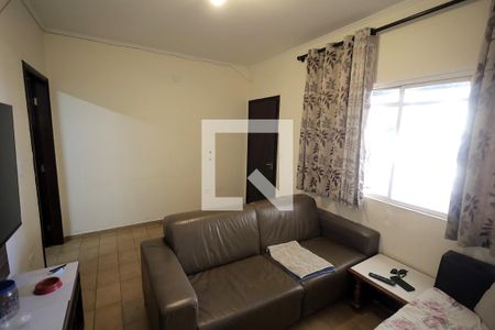 Sala de casa para alugar com 4 quartos, 248m² em Vila Curuçá, Santo André