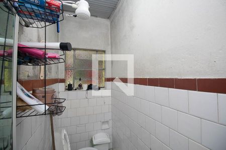 Banheiro de casa à venda com 2 quartos, 140m² em Vila Medeiros, São Paulo