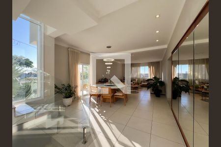 Sala de casa de condomínio para alugar com 5 quartos, 345m² em Jardim Monte Verde, Valinhos