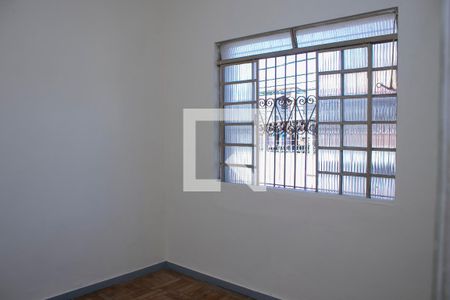 Quarto 1 de casa à venda com 5 quartos, 128m² em Santa Efigênia, Belo Horizonte