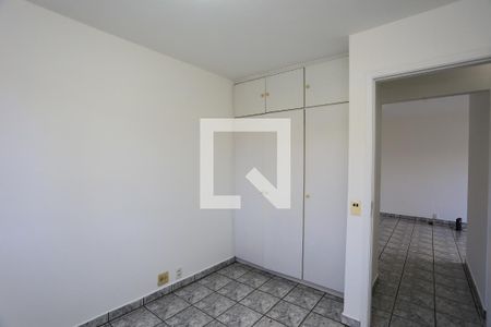 Quarto 1 de apartamento para alugar com 2 quartos, 56m² em Campo Belo, São Paulo