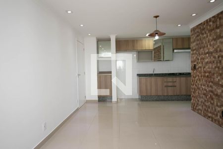 Sala de apartamento à venda com 3 quartos, 59m² em Jardim Imperador, Guarulhos